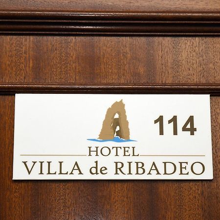 Hotel Villa De リバデオ エクステリア 写真